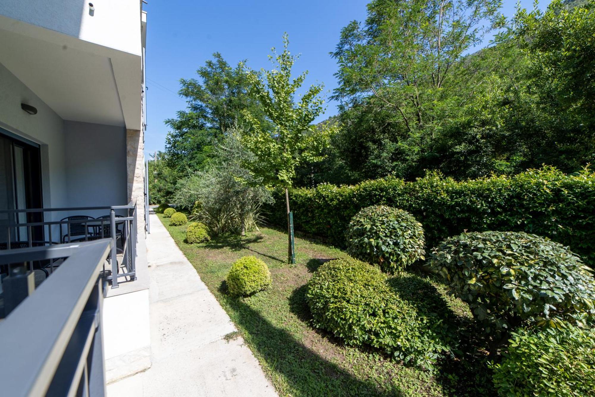 Green Bay Apartments Morinj Kotor Exterior foto