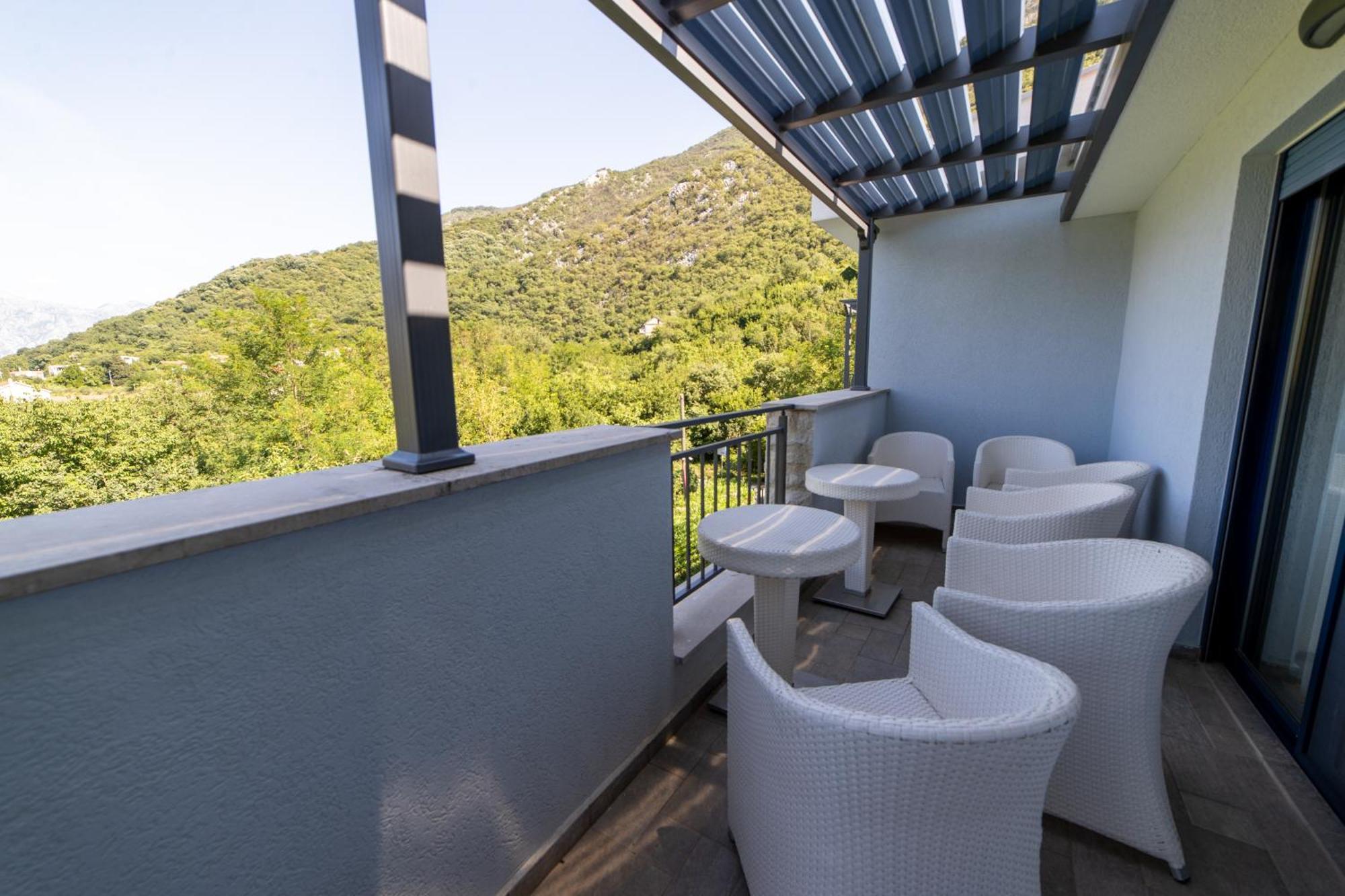 Green Bay Apartments Morinj Kotor Exterior foto